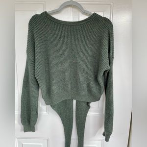 Hollister Front or Back Tie Sweater